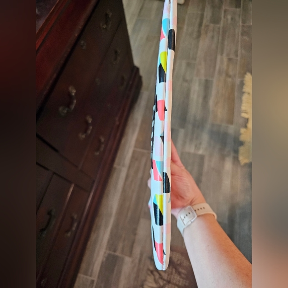 It's a Good Day Quilted Clutch EUC - Picture 3 of 7